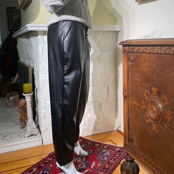 NWT Halston Faux Leather Retro Style High Waisted Pleated Trousers - Picture 9 of 16